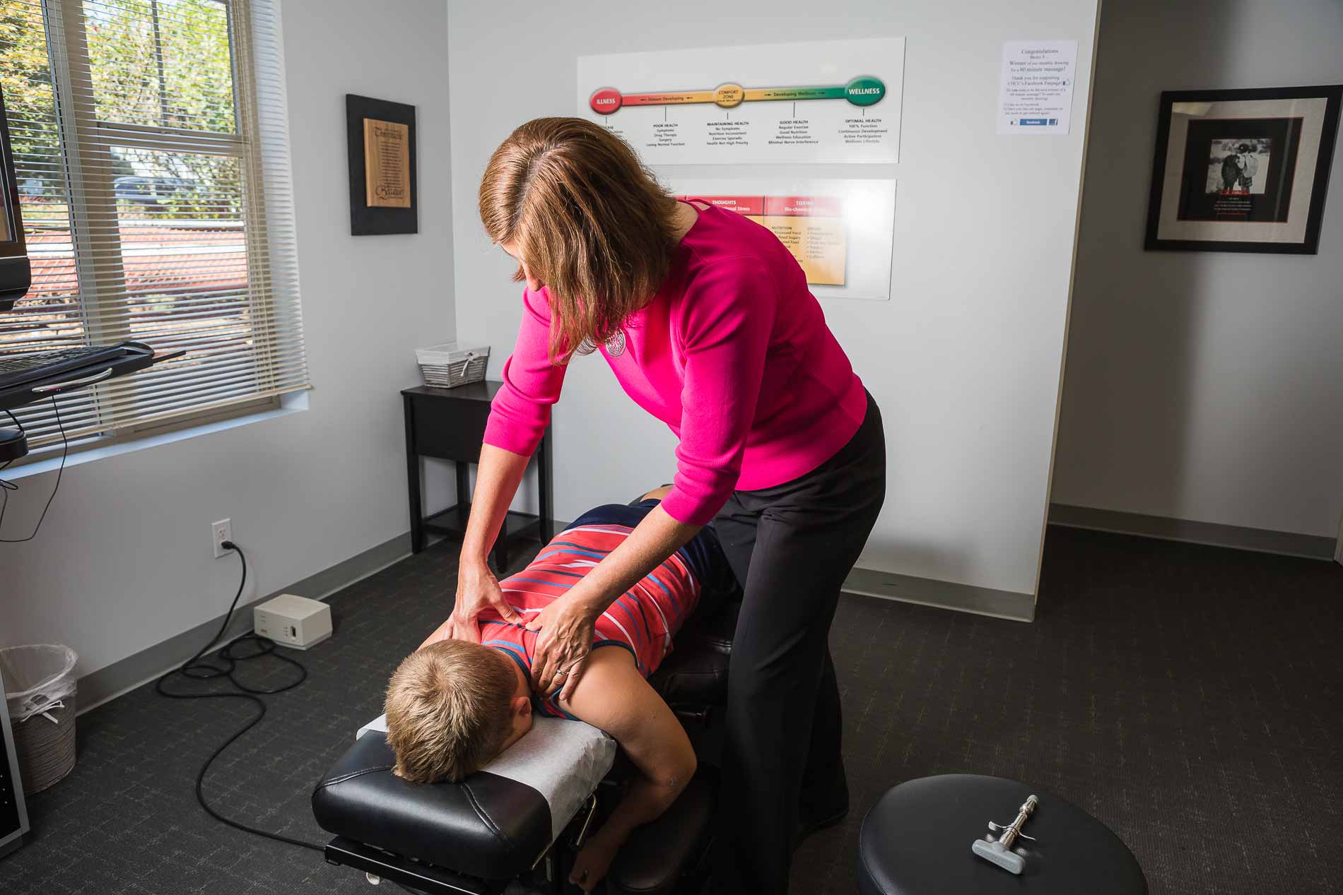 Chiro-Care-3 Complete Health offers chiropractic care for families