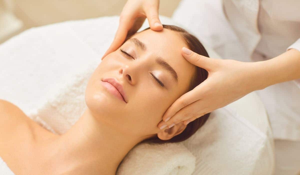 Massage for migraine relief